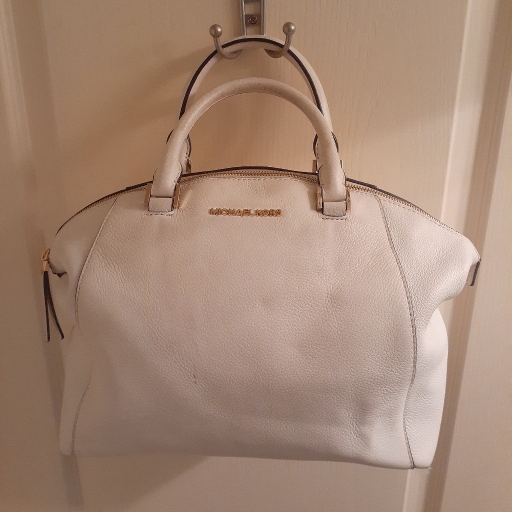 Michel Kors Satchel